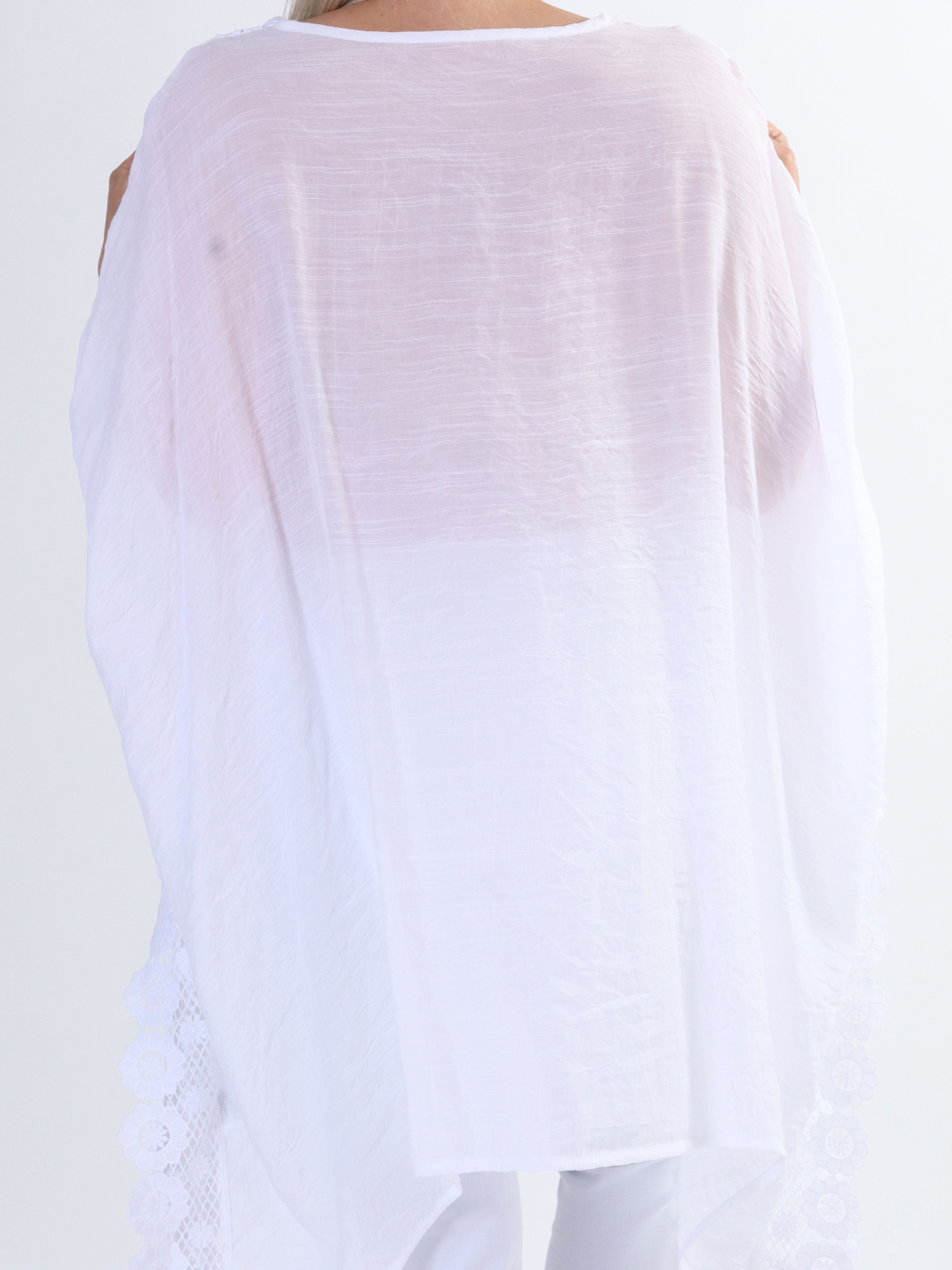 Leslie - Vacker plus size tunika med spetskanter